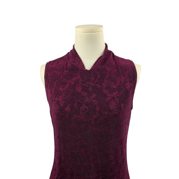 Sleeveless Burgundy Textured Top By Weekenders Size S/P - Picture 4 of 6
